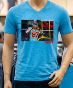 Travis Kelce Kansas City Chiefs Heart Signature Photo Shirt